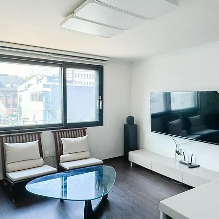 3Br Jong-Ro Family House, 4Beds, 6 People Apartment